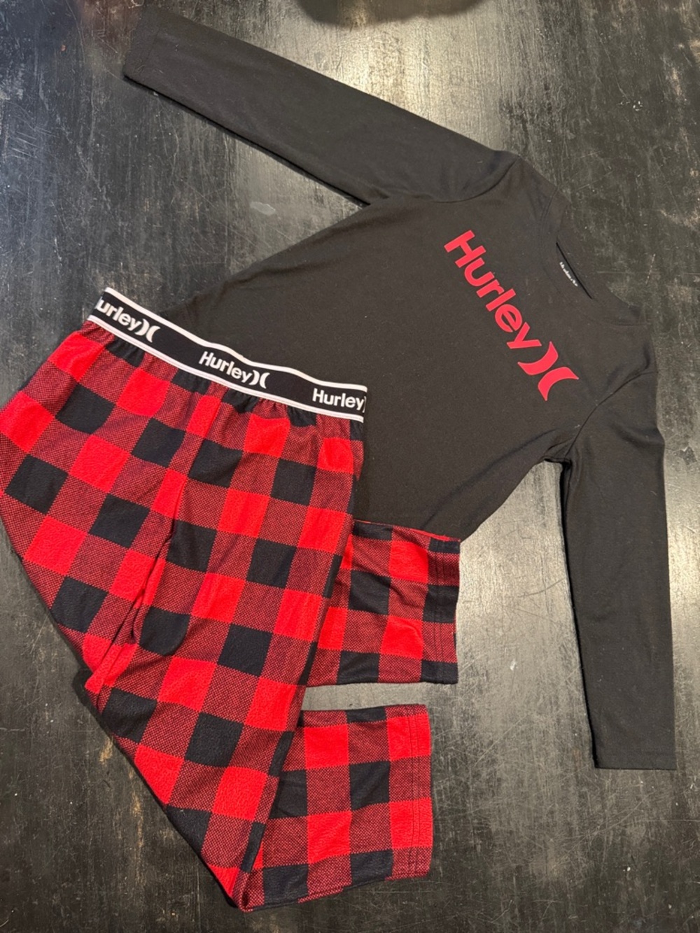 4/$15 PJ Set Hurley Red/Black Long-Sleeve Top with Buffalo Plaid Pants Size 6